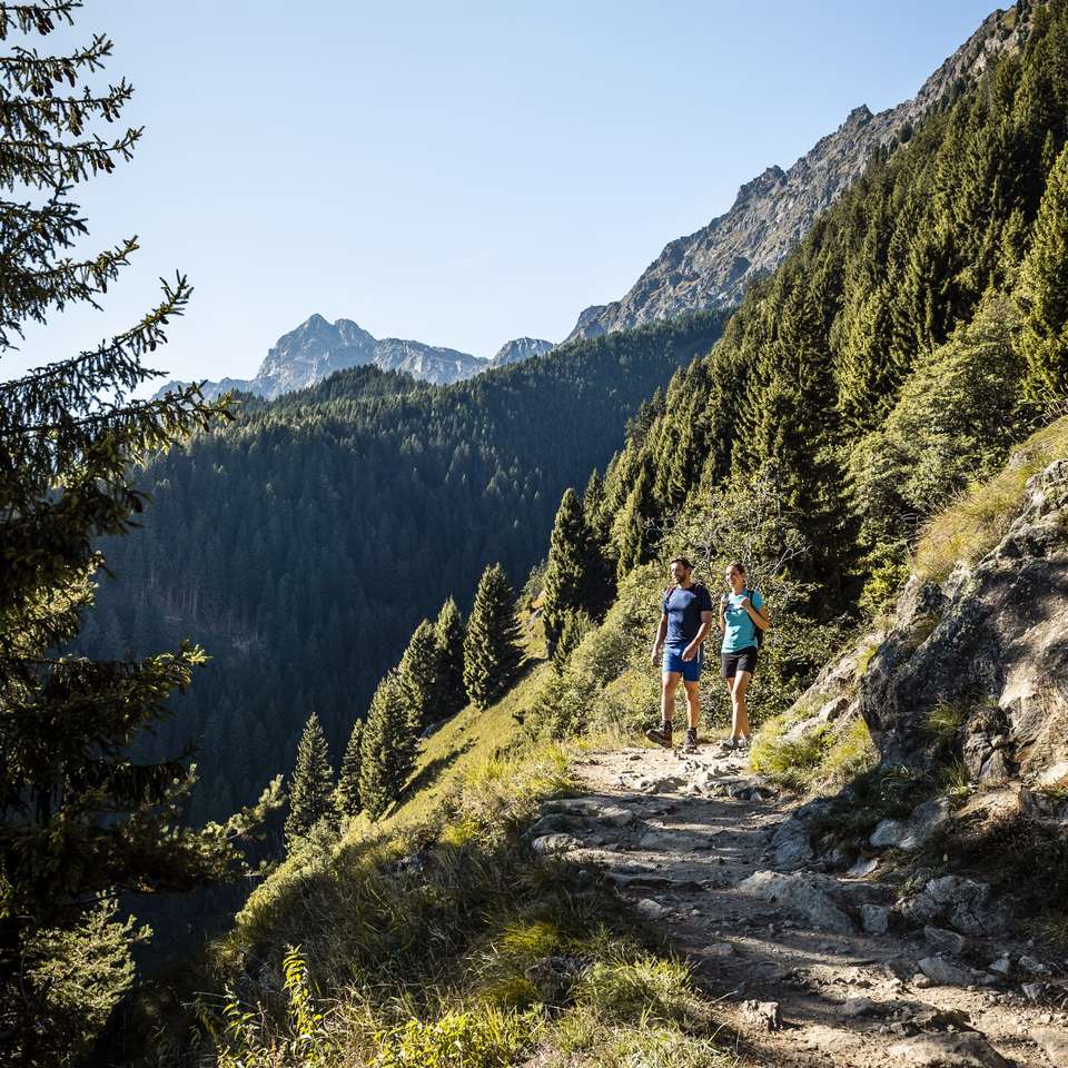 WANDERN AUF 3 EBENEN
