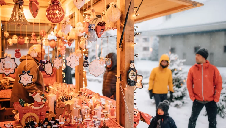 The Christmas market in white