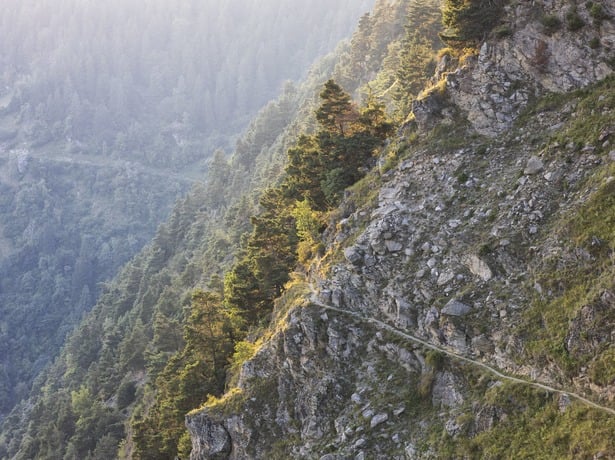 Vellauer Felsenweg trail