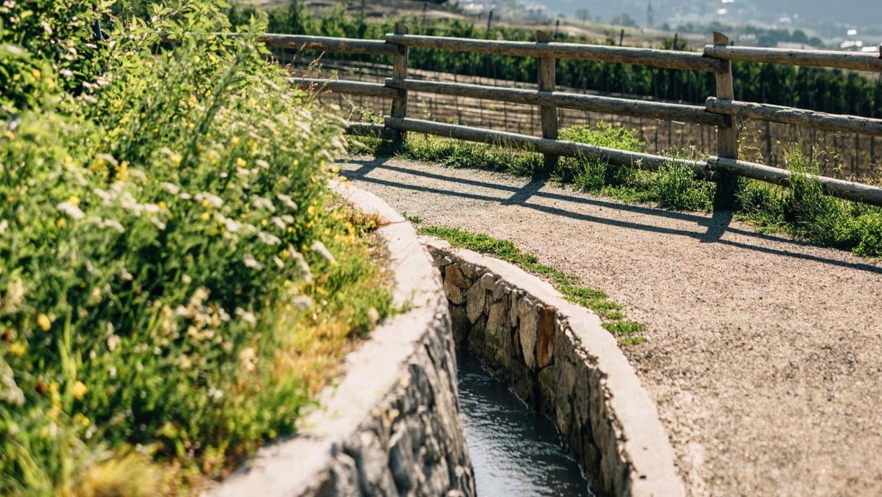 The Algund Waalweg canal trail