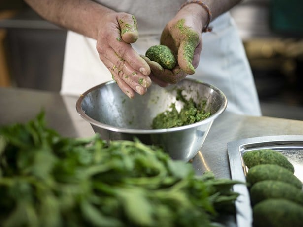 Das Gartendorf in voller Blüte