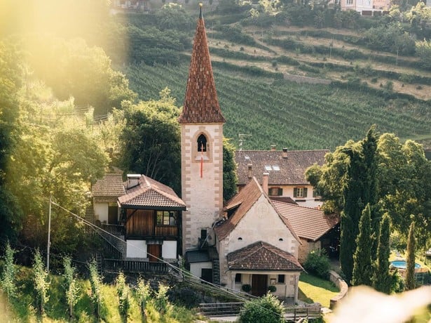 Algund Dorf – alte Gassen und Südflair in Südtirol​